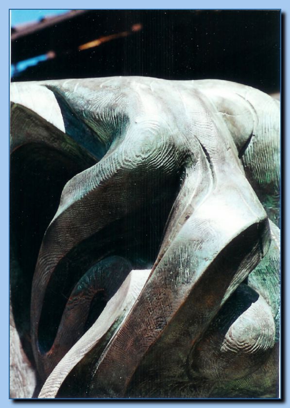 2-Moving Pictures Archive-0010